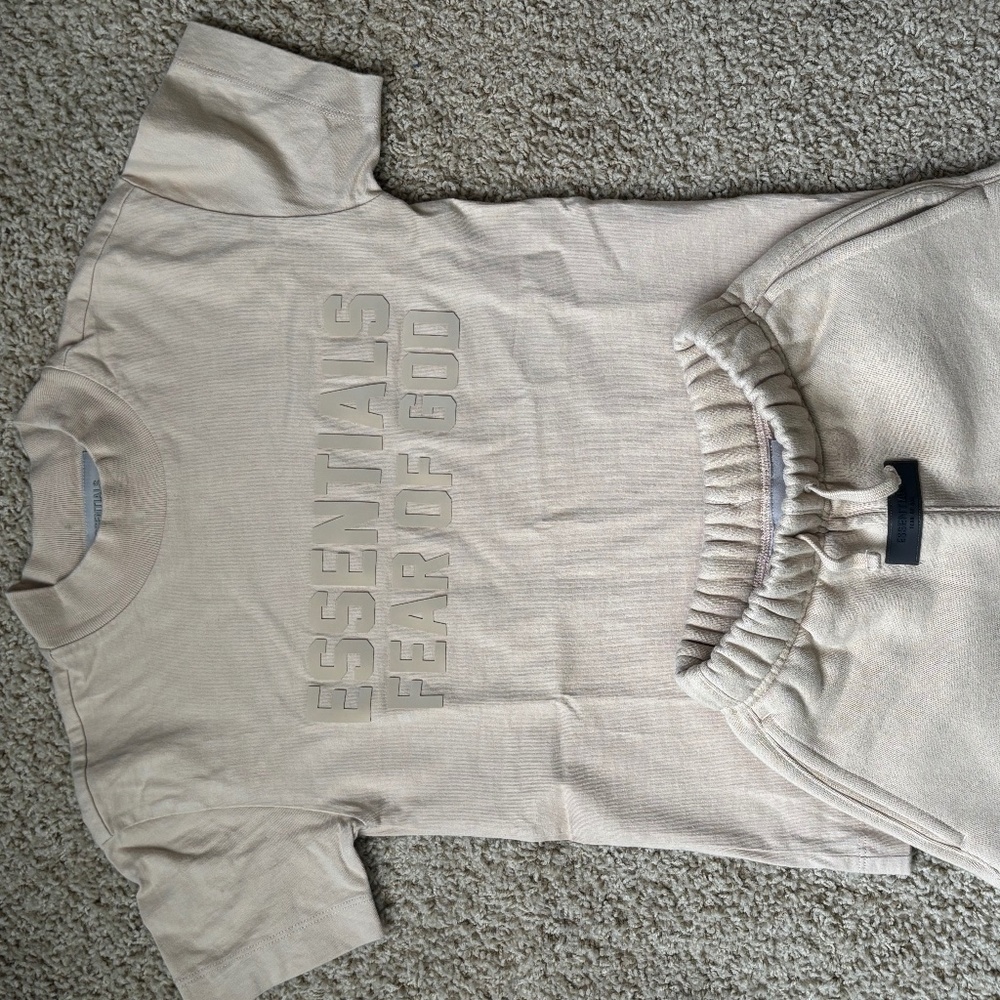 Fear of God Essentials Youth Set Size 6/7